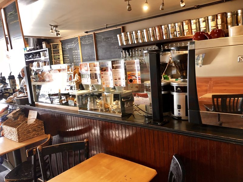 Brewbakers Café interior